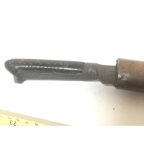 2133 - A 19th Century Yatagan Ottoman sword with studded horn handle steel blade the wooded scabbard with c... 