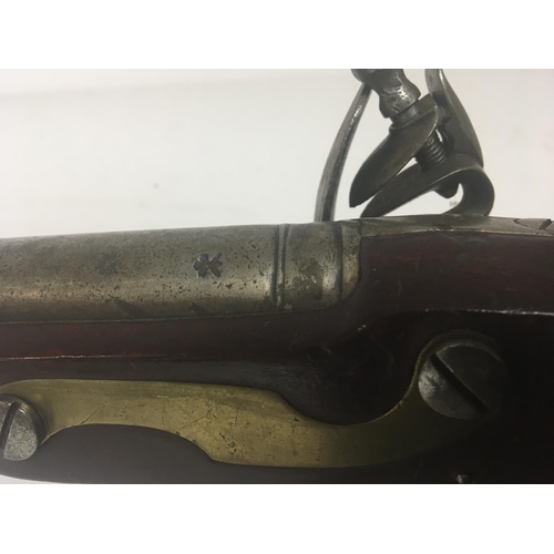 2142 - A nice original flintlock Early 19th century pistol with brass trigger Guard brass end stop the acti... 