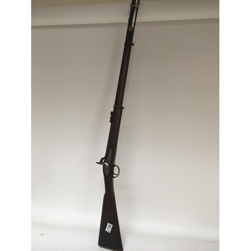 2186 - A British service 1842 pattern percussion musket rifle the action with crown and Tower the barrel wi... 