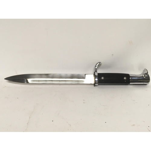 2239 - Third Reich bayonet (good copy)