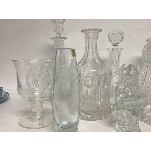 1033 - Collection of glass decanters, including a Edinburgh Crystal decanter