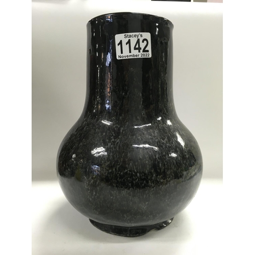 Lot 1142      