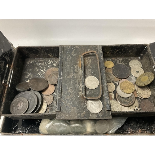 1988 - A box of mixed coinage.