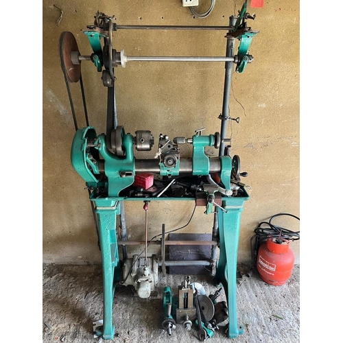 2005 - An electric lathe NO RESERVE (to be collected from the property via appointment only)