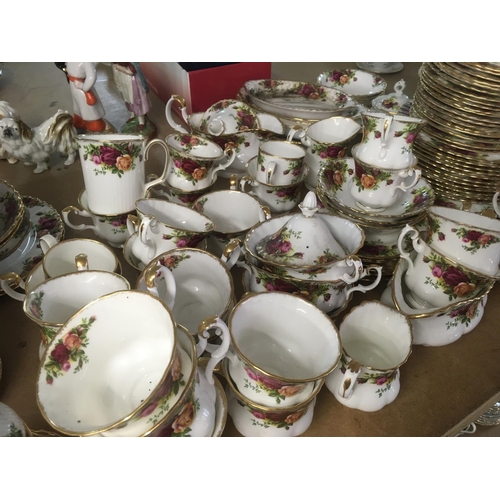 804 - Royal Albert Old Country Roses ceramic dinnerware including plates, teacups, egg cups and saucers. M... 