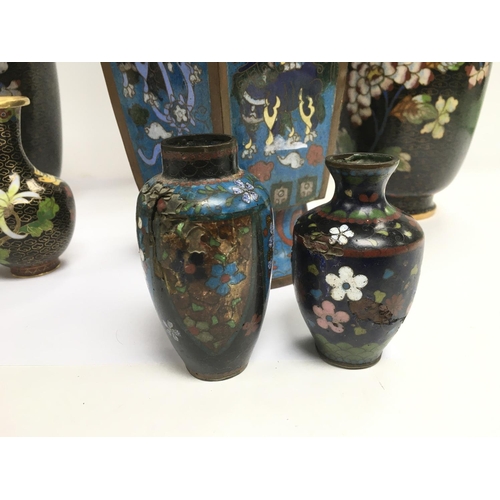 1256 - A box of Cloisonne vases, tallest approx 39cm.