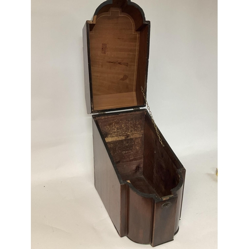 1441 - Georgian mahogany knife box, no interior