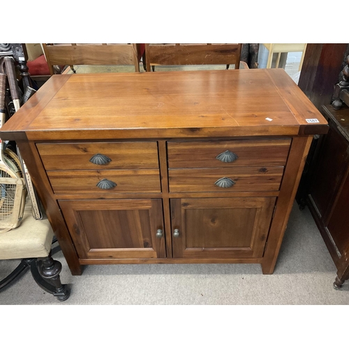 1587 - A modern teak sideboard/cabinet.