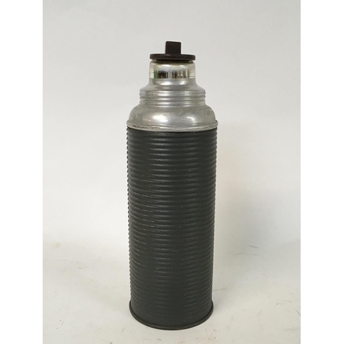 1714 - WW2 German Luftwaffe Bomber Thermos Flask Dated 1941.