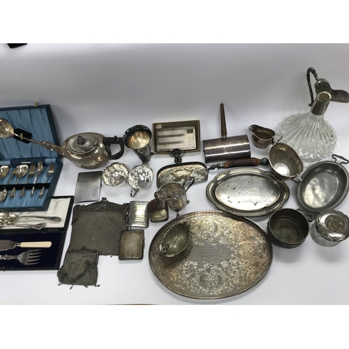 806 - A large collection of assorted silver plate and cutlery.
