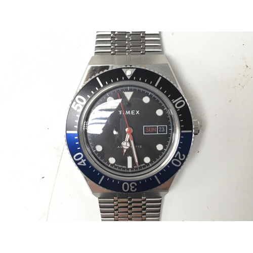 862 - Timex m79 Automatic boxed , seen as working