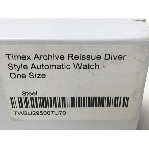 862 - Timex m79 Automatic boxed , seen as working