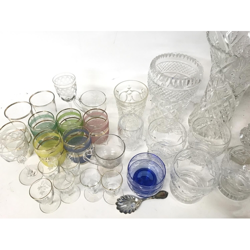 953 - Glass ornaments including glasses, vases