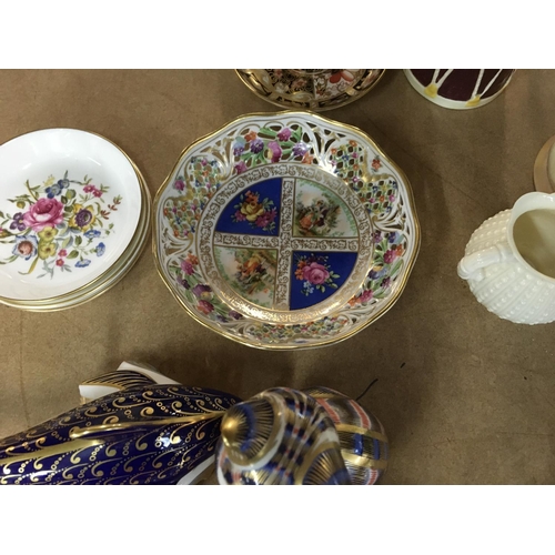 996 - A collection of ceramics including Royal crown Derby Royal Doulton and glass ornaments.