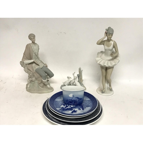 136 - 3 x ceramics including 2 x Lladro figurines and one Valencia figure + Royal Copenhagen plates NO RES... 