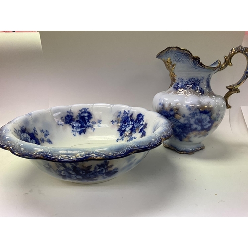 146 - No Reserve - Staffordshire blue and white joq + basin