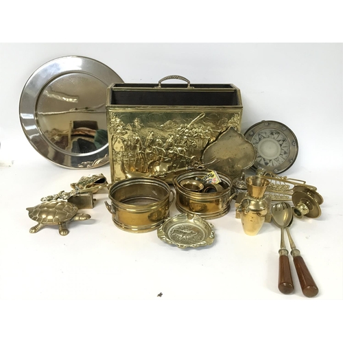 196 - No Reserve - Brass ornaments including brass animals, a plate box and match stick boxes