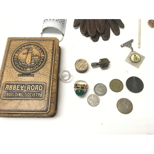 206 - No Reserve - A collection of oddments including nutmeg grater - coinage - money box etc.