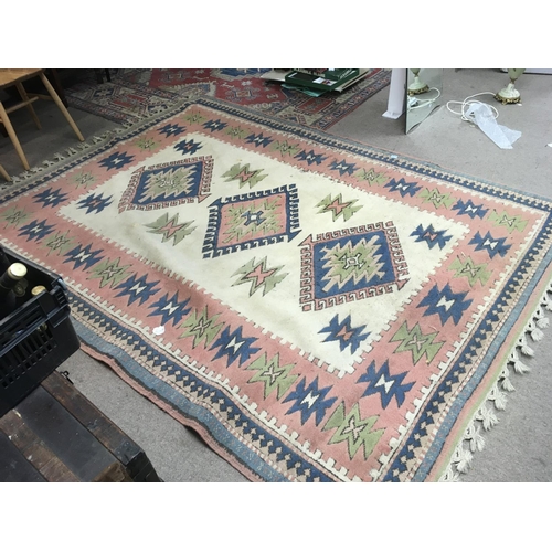 277 - A hand-knotted rug 8x6ft NO RESERVE