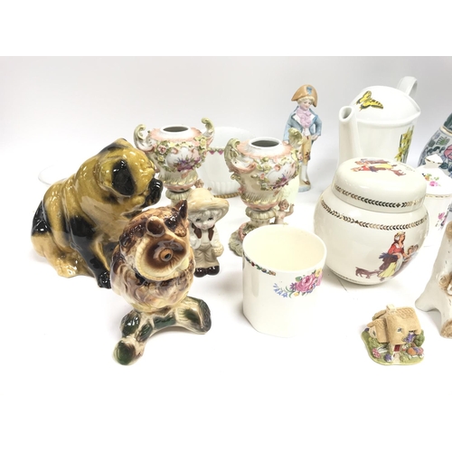 352 - Collection of assorted ceramic items including lilliput lane