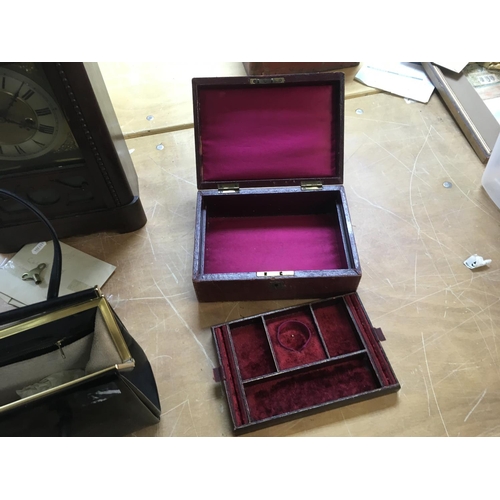 509 - A collection of coinage, Bennett handbag, pendulum clock & a empty jewellery box