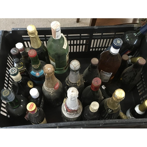 548 - A crate of mixed alcoholic drink including whiskyâs, Brandy, port etc.