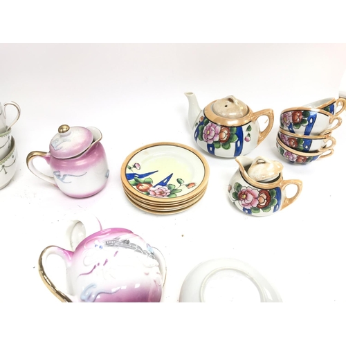 560 - A collection of assorted ceramics item including part tea sets.