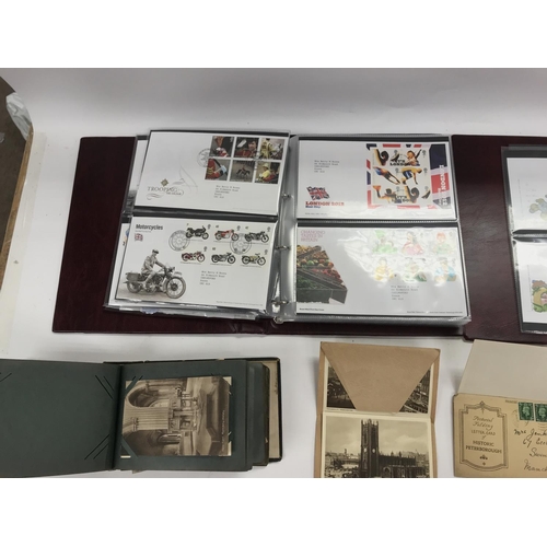 565 - Collection of first day covers and postcards