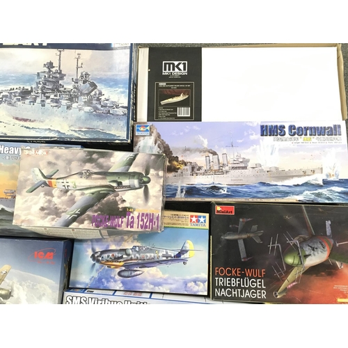 160 - 2 Boxes Containing Various Model Kits ( 2 Part Built) all Boxed.(2)