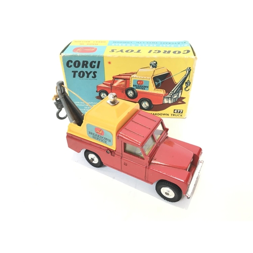 24 - A Boxed Corgi Land-Rover Breakdown Truck #477.