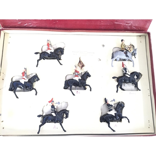 365 - A Boxed Pre War Britains Sovereigns Standard With Trumpeter and Escort #2067.