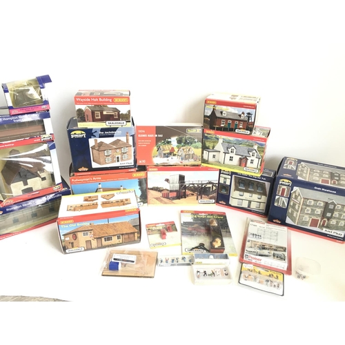 680 - 2 Boxes Containing a Collection of Boxed Hornby. Bachmann Boxed Buildings. And Kits.(2)