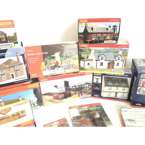 680 - 2 Boxes Containing a Collection of Boxed Hornby. Bachmann Boxed Buildings. And Kits.(2)