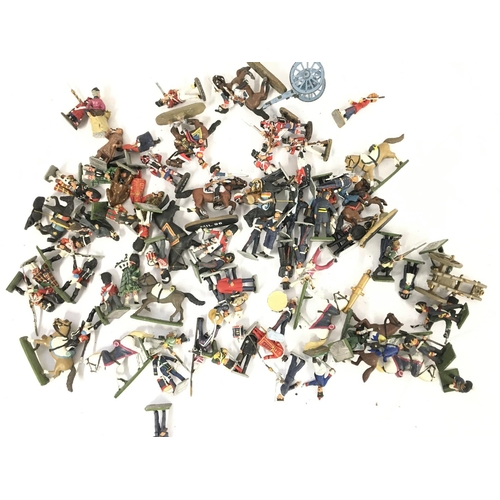 905 - A Collection of Mini Lead Soldiers.