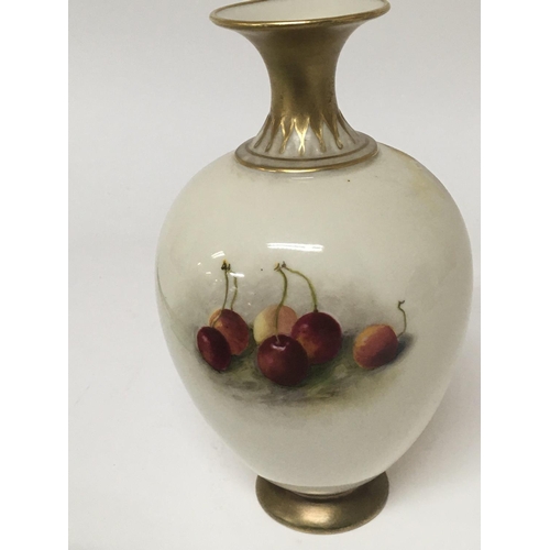 1098 - A fine quality Royal Worcester porcelain vase hand painted with apples in a floral and foliage lands... 