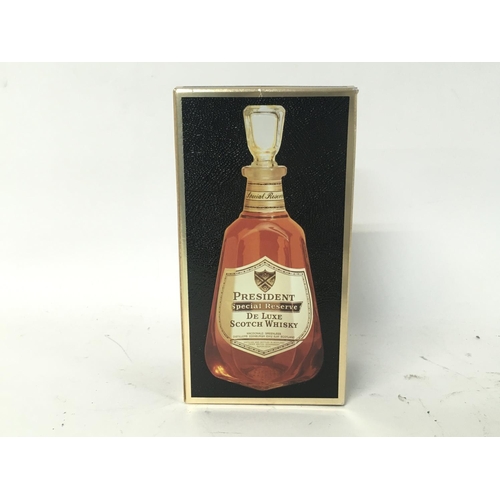 2028 - President Special Reserve De Luxe Scotch Whiskey boxed