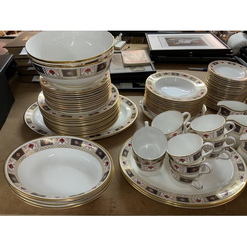 1074 - An extensive collection of Royal Crown Derby Border pattern tea and dinner China. A1253. 120+ pieces... 