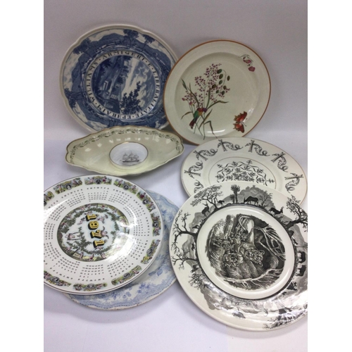 1121 - A box containing various ceramics, mostly Wedgwood and comprising many plates.