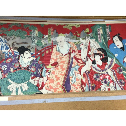 1243 - A collection of five Japanese triptych depicting Geisha and warriorâs.