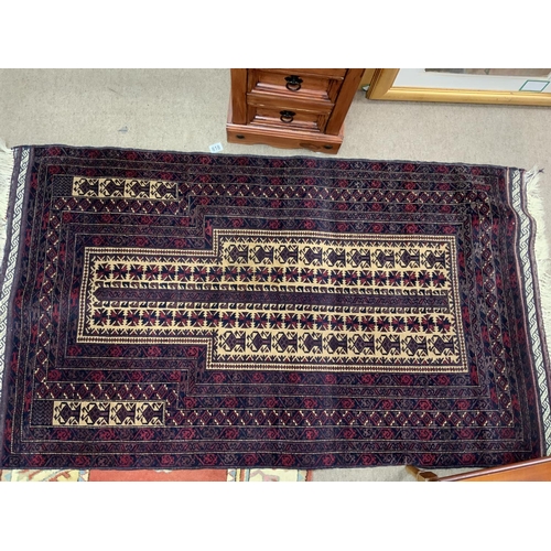 1426 - 3 vintage hand knotted Turkish rugs. 1 Runner 79 x 275cm / 164 x 90cm.