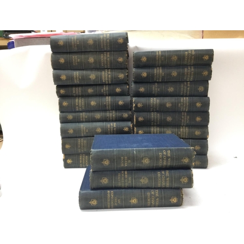 1706 - Set of Dickens books