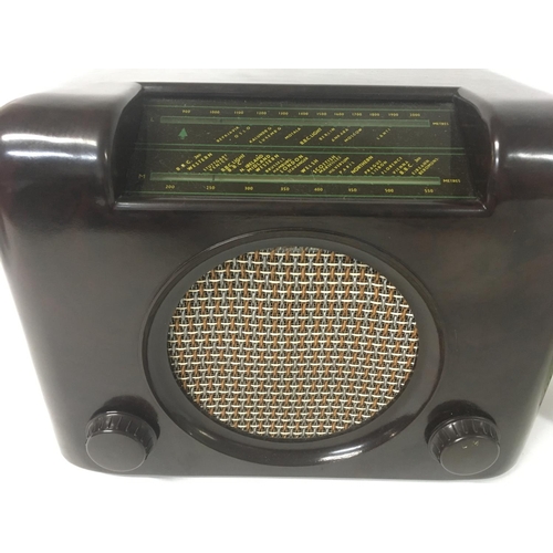 1805 - A vintage bakelite radio & Bush radio