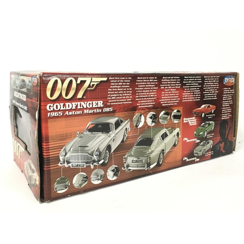 1812 - 007 Goldfinger 1965 Aston Martin DB5 Diecast boxed car