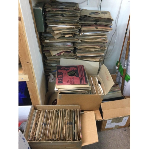 1967 - A large collection of 78rpm records, mostly orchestral works.