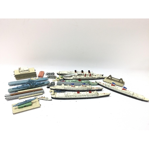 1968 - Triang & minic 1:1200 scale diecast ships