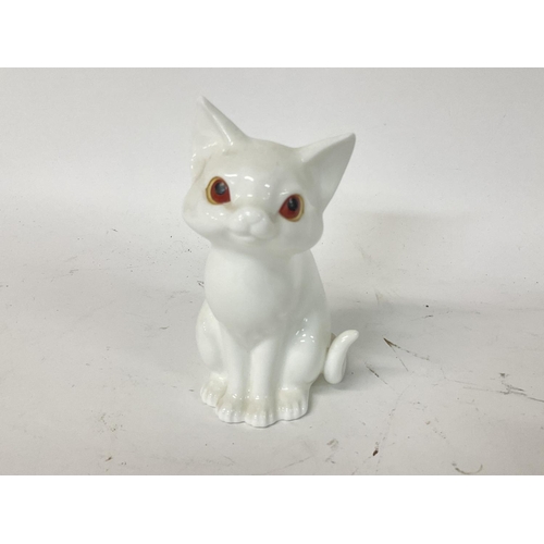 893 - Royal Osborne cat, small glasses and a silver plate trinket box