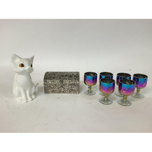 893 - Royal Osborne cat, small glasses and a silver plate trinket box