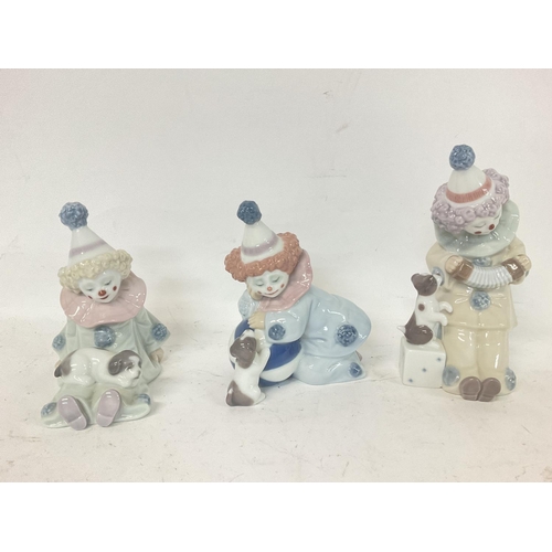 925 - Lladro Small clown figures