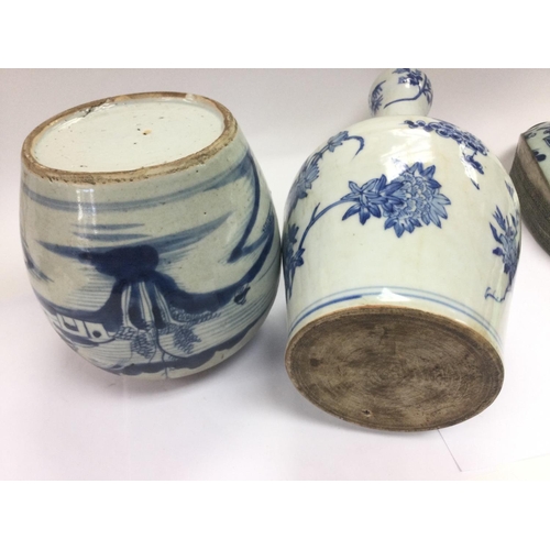 1033 - Three blue and white Oriental ceramics comprising a ginger jar, vase and one other. Tallest approx 3... 