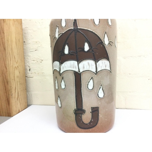 1286 - Scheurich-Keramik German umbrella stand pottery vase, approximately 45cm tall (D)